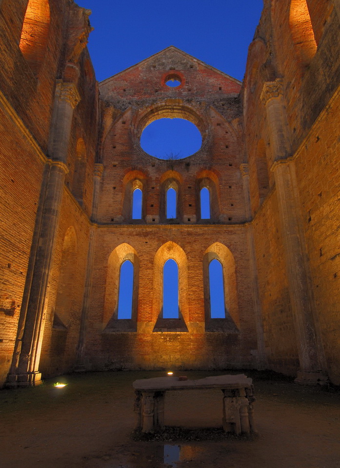 San Galgano......con un altra Luce.....